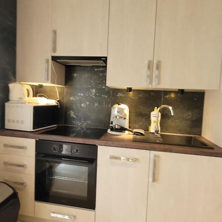 Lara II Apartman Ντέμπρετσεν Εξωτερικό φωτογραφία