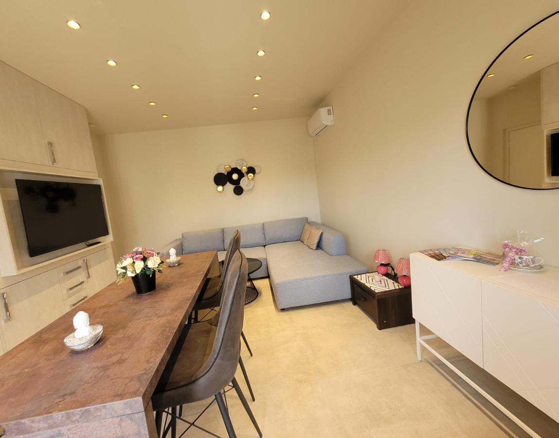 Lara II Apartman Ντέμπρετσεν Εξωτερικό φωτογραφία